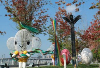 拉薩市戶外鏤空卡通雕塑供應，花園小品，鐵藝卡通雕塑展品