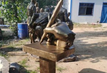 阿克蘇手握鋼筆雕塑，街道標(biāo)識，玻璃鋼手握鋼筆雕塑廠家