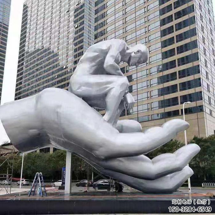 麗江沉思者雕塑，景觀雕塑，手托人物雕塑廠家提供
