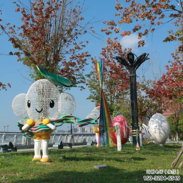 雙橋戶外鏤空卡通雕塑供應(yīng)，花園小品，鐵藝卡通雕塑展品